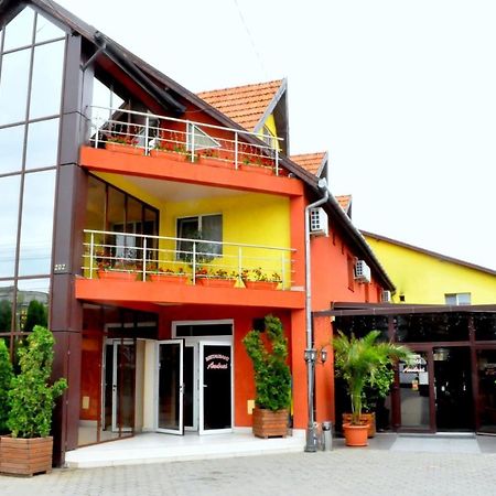 Cîmpia Turzii Hotel Andrei מראה חיצוני תמונה