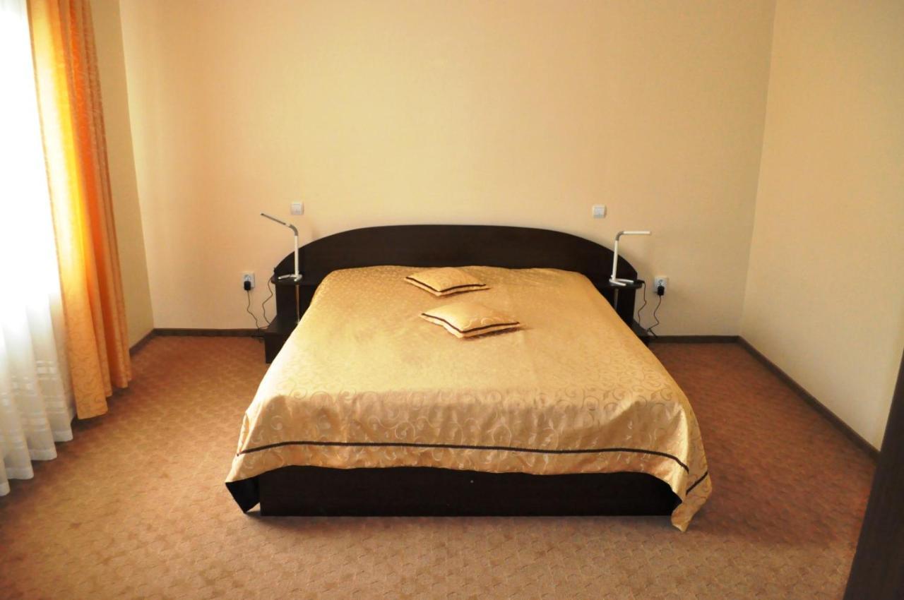 Cîmpia Turzii Hotel Andrei מראה חיצוני תמונה