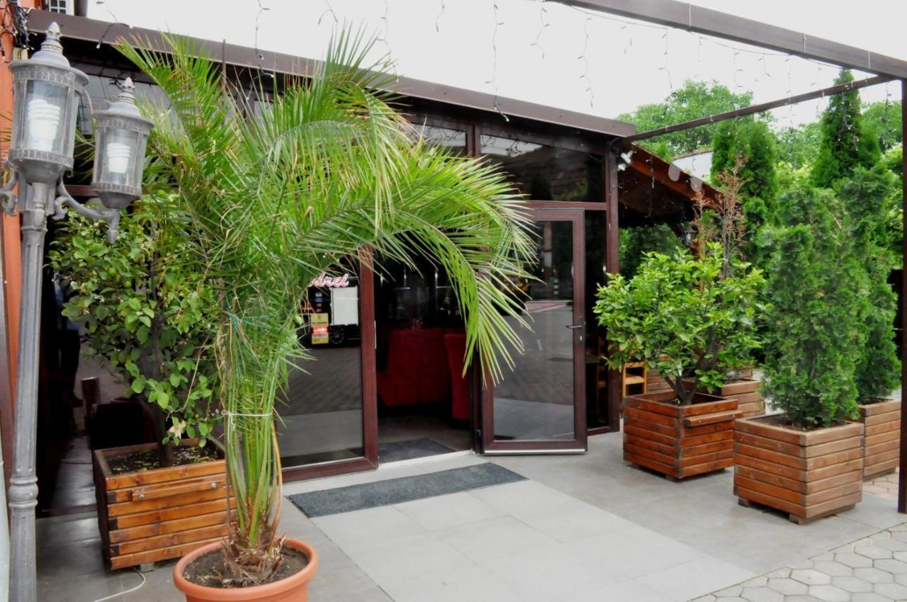 Cîmpia Turzii Hotel Andrei מראה חיצוני תמונה