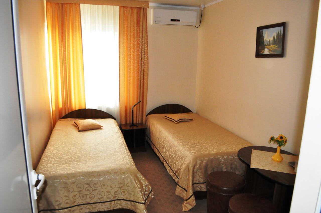 Cîmpia Turzii Hotel Andrei מראה חיצוני תמונה